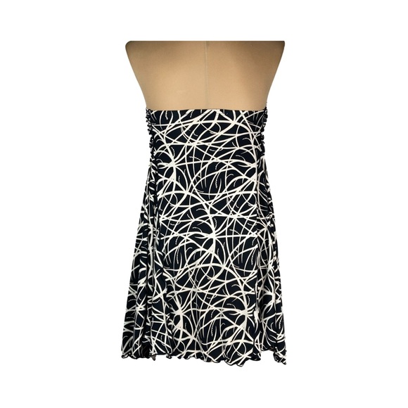 Max Studio Womens Black & White Strapless Top Size XS Side Ruching Y2K - Picture 5 of 15